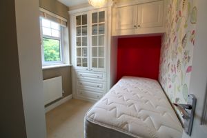 Bedroom- click for photo gallery